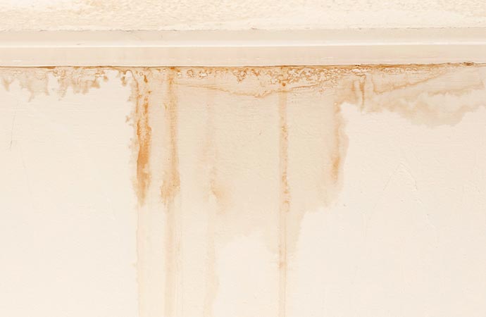 stain on wall for water