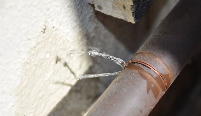 Pipe Leak Cleanup Service