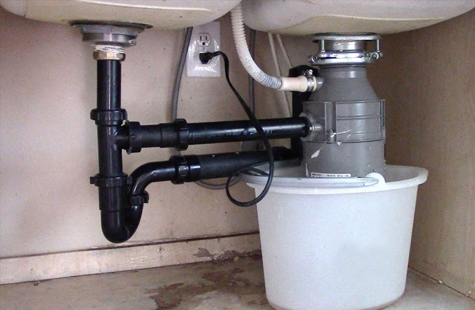 Garbage Disposal Overflow & Clog Cleanup in Detroit, MI