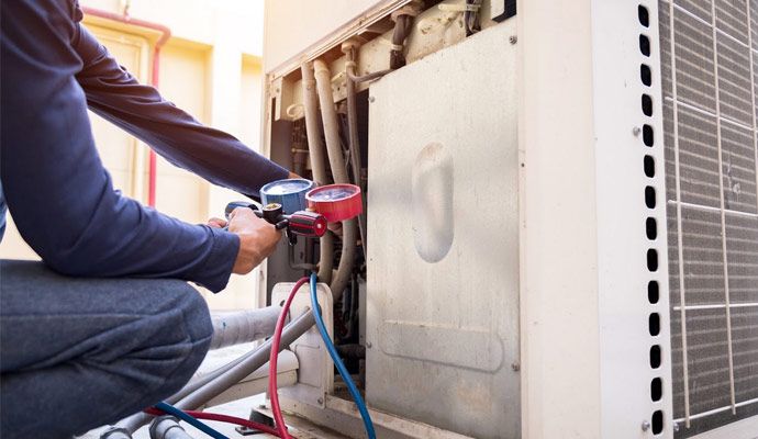 Discharge line for HVAC