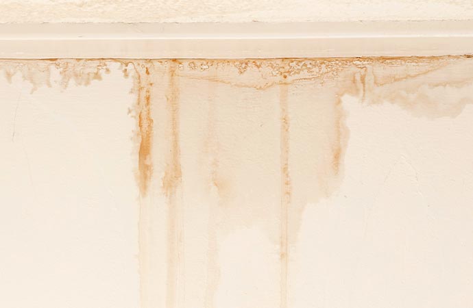 Water stain in the wall